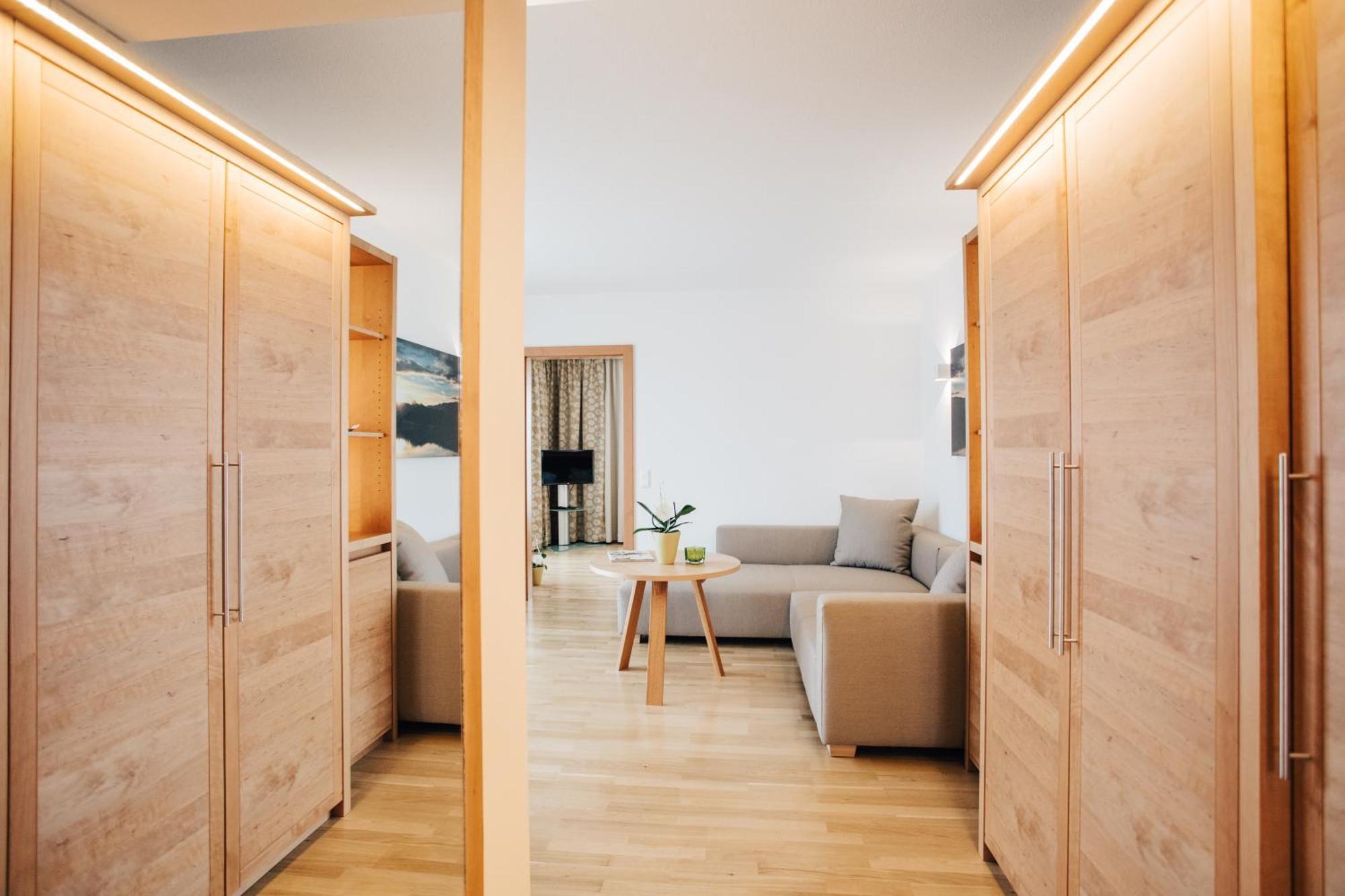 Suite mit Balkon und Seeblick
